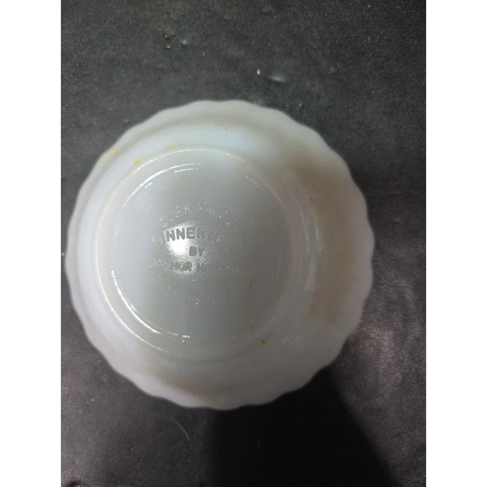 Anchor Hocking Milk Glass Berry Bowls, White Golden Shell Design, Set of 3 Bowls